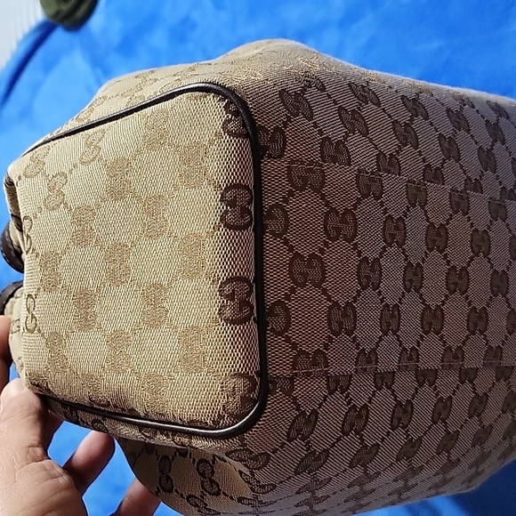 Gucci Sukey GG Medium Canvas Shoulderbag Tote - Picture 8 of 16